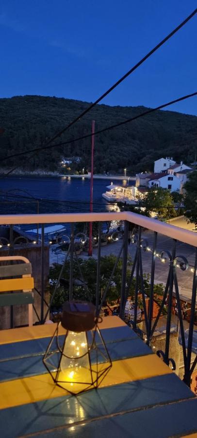 Sea La Vie Apartment Valun Bagian luar foto